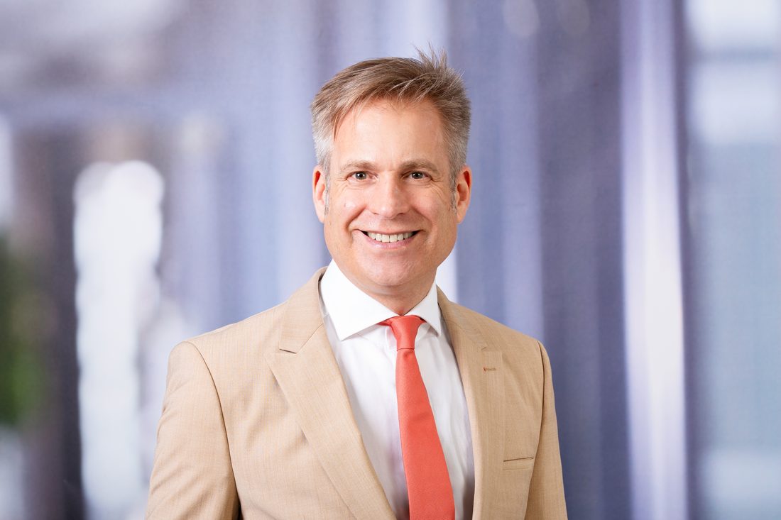 Sebastian Sieber, MBA